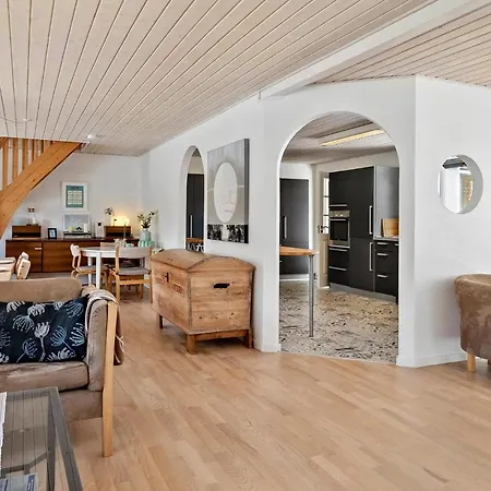 4 Bedroom In Bedsted Thy