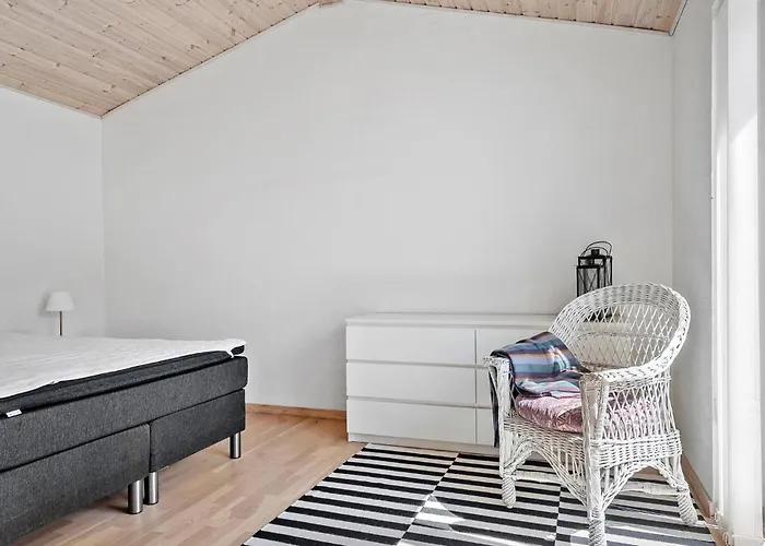 4 Bedroom In